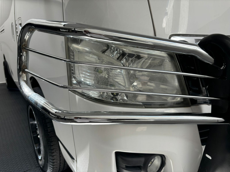 Nissan Urvan NV350 Pasajeros 4 pts. TM5, a/ac., VE, CD, 12 pas. 2016